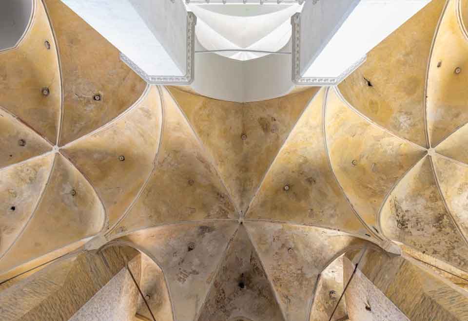 ceiling works in Sharjah